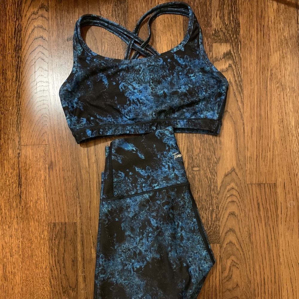 TIU Tone It Up Workout Set